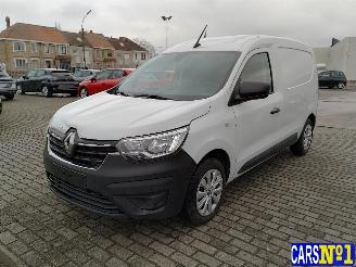 Unfallwagen Renault Express  2023/12