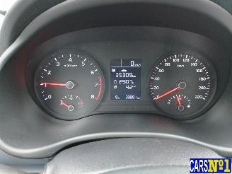 Kia Stonic  picture 15