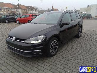 Schadeauto Volkswagen Golf  2018/10