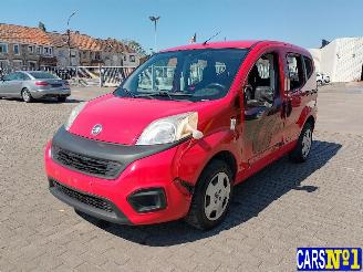 Schadeauto Fiat Qubo  2017/5