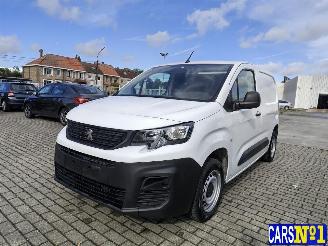 škoda osobní automobily Peugeot Partner  2024/6