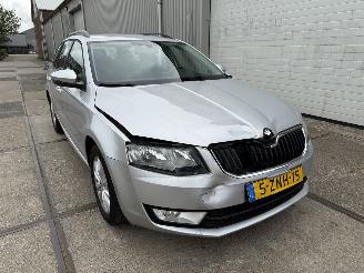 Avarii autoturisme Skoda Octavia 1.2 TSI Grt Ambition Business 2015/2