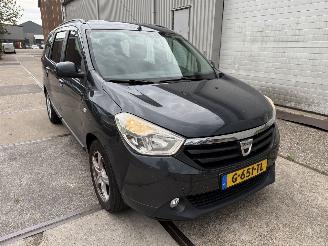 Damaged car Dacia Lodgy 1.2 TCe Robust 7 persoons 2016/7