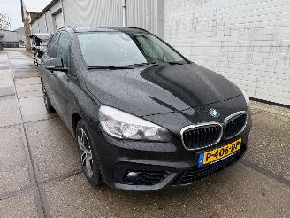 Schadeauto BMW 2-serie 218d Sport 2015/6