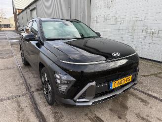 Vaurioauto  passenger cars Hyundai Kona 1.6 GDI HEV Premium 2023/9