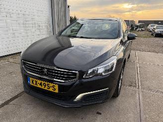 uszkodzony samochody osobowe Peugeot 508 1.6 e-THP Blue Lease Executive 2017/1