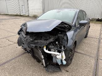 Renault Clio 0.9 TCe Intens picture 10