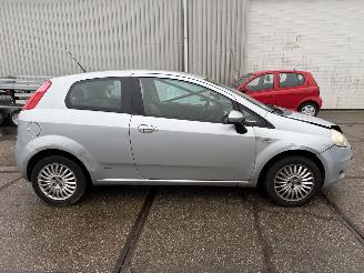 Fiat Grande Punto 1.4 Edizione Prima picture 4