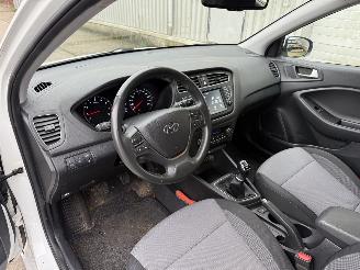 Hyundai I-20 1.0 T-GDI Comfort picture 16