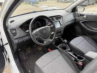 Hyundai I-20 1.0 T-GDI Comfort picture 16