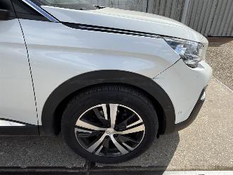 Peugeot 3008 1.2 PT Allure picture 3