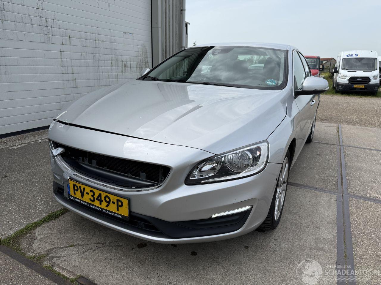 Volvo S-60 2.0 D2