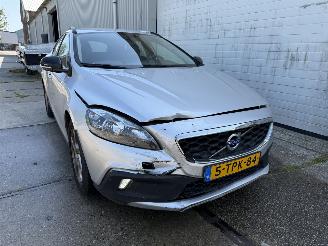 Coche accidentado Volvo V-40 1.6 T4 Momentum 2014/5
