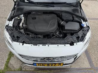 Volvo V-60 2.0 D2 R-Design Automaat picture 9
