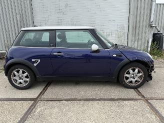 Mini Cooper 1.6 Cooper Seven picture 3