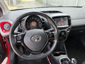 Toyota Aygo 1.0 VVT-i X-Play Multimedia Camera picture 13