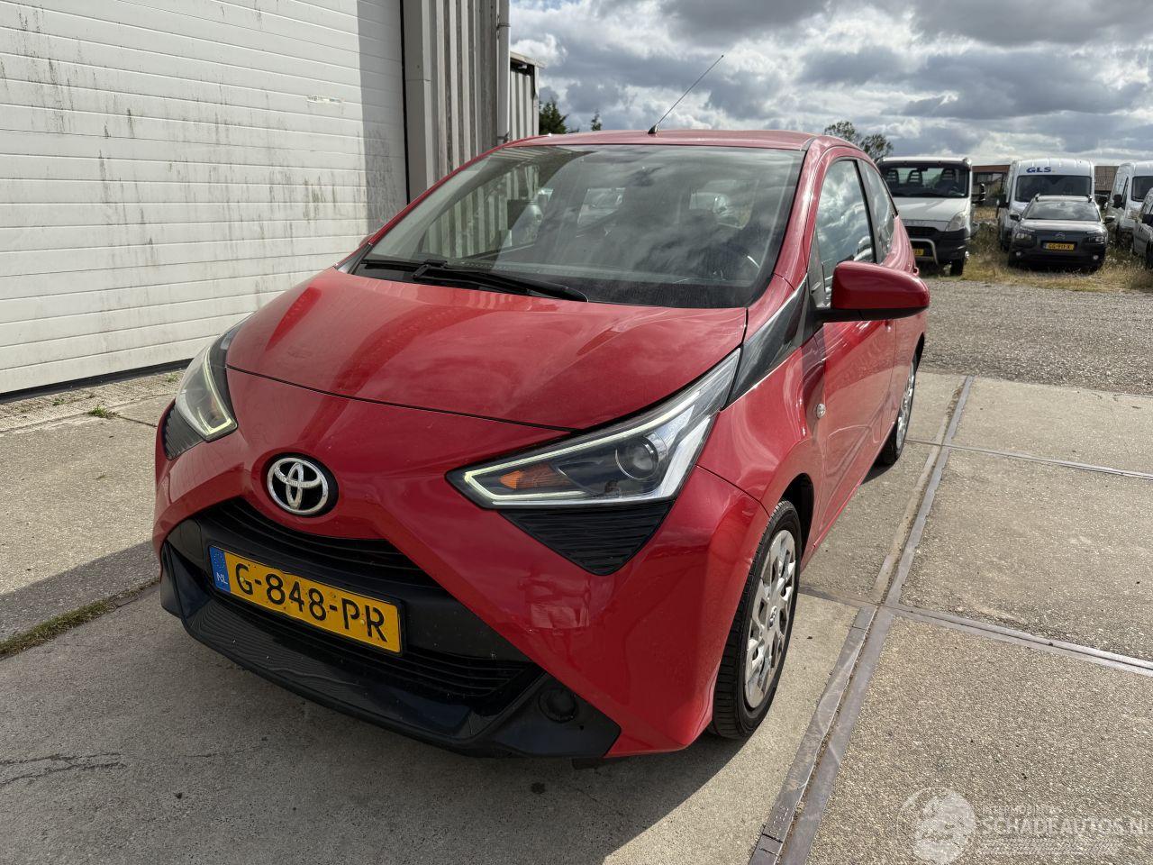 Toyota Aygo 1.0 VVT-i X-Play Multimedia Camera