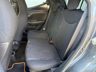 Toyota Aygo 1.0 VVT-i JBL picture 19