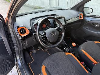 Toyota Aygo 1.0 VVT-i JBL picture 13