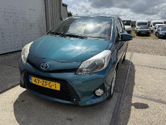 Schadeauto Toyota Yaris 1.5 Full Hybrid Dynamic 2012/11