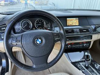 BMW 5-serie 528i Touring picture 18