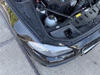 BMW 5-serie 528i Touring picture 16