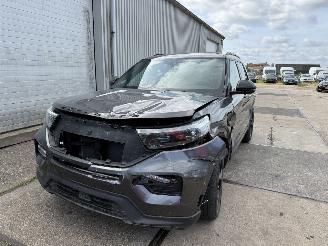 Schadeauto Ford Explorer 3.0 V6 EcoBoost PHEV ST-Line 7-Zits 2020/2