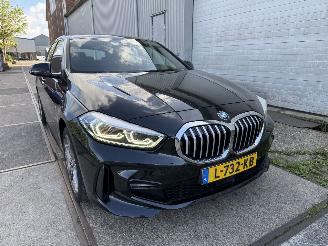 Damaged car BMW 1-serie 118i M-Sport Automaat 2021/6