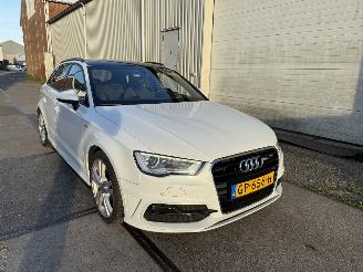 skadebil auto Audi A3 1.4 TFSI S-Line Automaat 2013/5