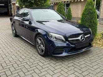 damaged passenger cars Mercedes C-klasse 180 AMG LINE PANORAMADAK NAVI CAMERA LED 2019/8