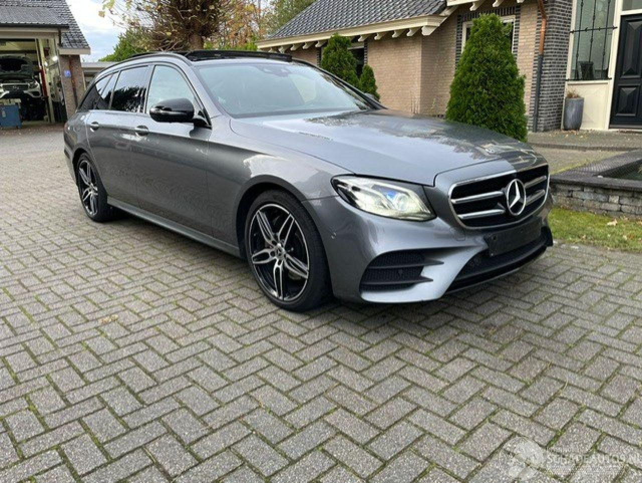 Mercedes E-klasse 220 d AMG LINE PANORAMADAK NICHT WIDESCREEN LED