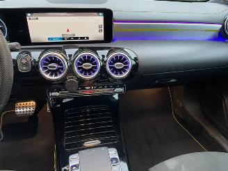 Mercedes A-klasse 180 d AMG LINE EDITION PANO NAVI NIGHT picture 9