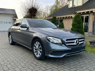 uszkodzony samochody osobowe Mercedes E-klasse 200 d AVANTGARDE WIDESCREEN CAMERA LEDER LED 2021/3
