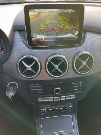 Mercedes B-klasse 200 d PANORAMADAK CAMERA NAVI LED picture 10