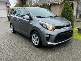 krockskadad bil auto Kia Picanto 1.0 EDITION KLIMA 2021/3