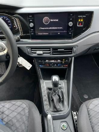 Volkswagen Polo 1.0 TSI R-Line DSG CAMERA NAVI PDC picture 10