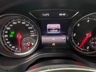 Mercedes A-klasse 200 d AMG LINE PANORAMADAK CAMERA NAVI picture 13