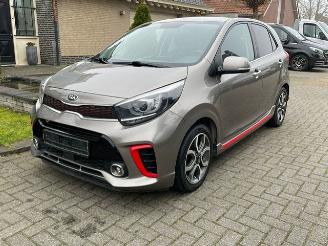 Schadeauto Kia Picanto 1.2 GT-Line NAVI CAMERA AIRCO 2019/9