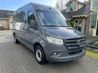 Schadeauto Mercedes Sprinter 315 CDI L2H2 EURO6 NAVI CAMERA 2025/8