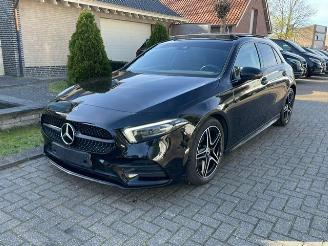skadebil auto Mercedes A-klasse 200 d AMG LINE PANO NAVI NIGHT LED 2020/8