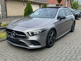 Voiture accidenté Mercedes A-klasse 180 d AMG LINE PANORAMADAK NAVI CAMERA LED 2020/2