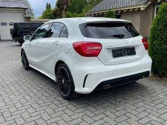 Mercedes A-klasse 200 AMG LINE COMAND XENON picture 3
