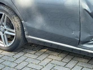 Mercedes E-klasse 220 d AVANTGARDE PANO NAVI CAMERA LED picture 15