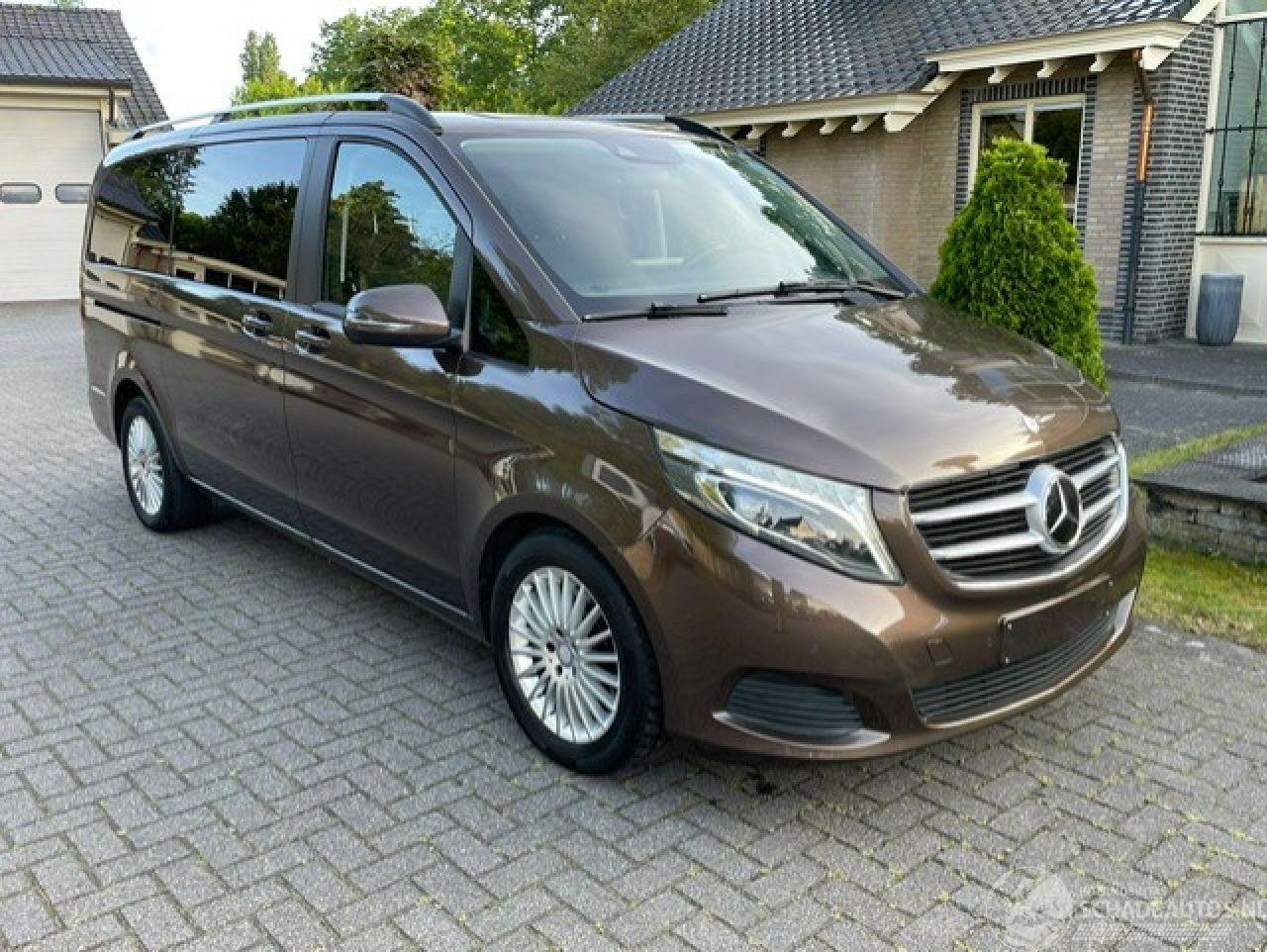 Mercedes  V 250 d BleuTEC LANG 7 ZITS CAMERA NAVI