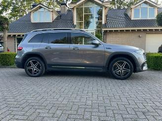 Mercedes EQB 300 4MATIC AMG LINE 7 ZITS PANORAMADAK picture 2