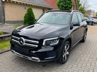 Voiture accidenté Mercedes GLB 200 d Premium PANO NAVI CAMERA LED 2021/9