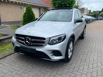 Damaged car Mercedes GLC 220 d 4MATIC AMG LINE PANO NAVI CAMERA LED 2018/1