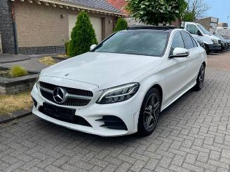 uszkodzony samochody osobowe Mercedes C-klasse 200 d AMG LINE PANO LED NAVI CAMERA 2019/7