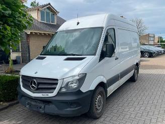 damaged commercial vehicles Mercedes Sprinter 313 CDI L2 H2  AIRCO EURO 5 2015/4