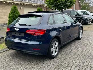 Audi A3 Sportback 35 TDI S-TRONIC PANO NAVI LEDER picture 6
